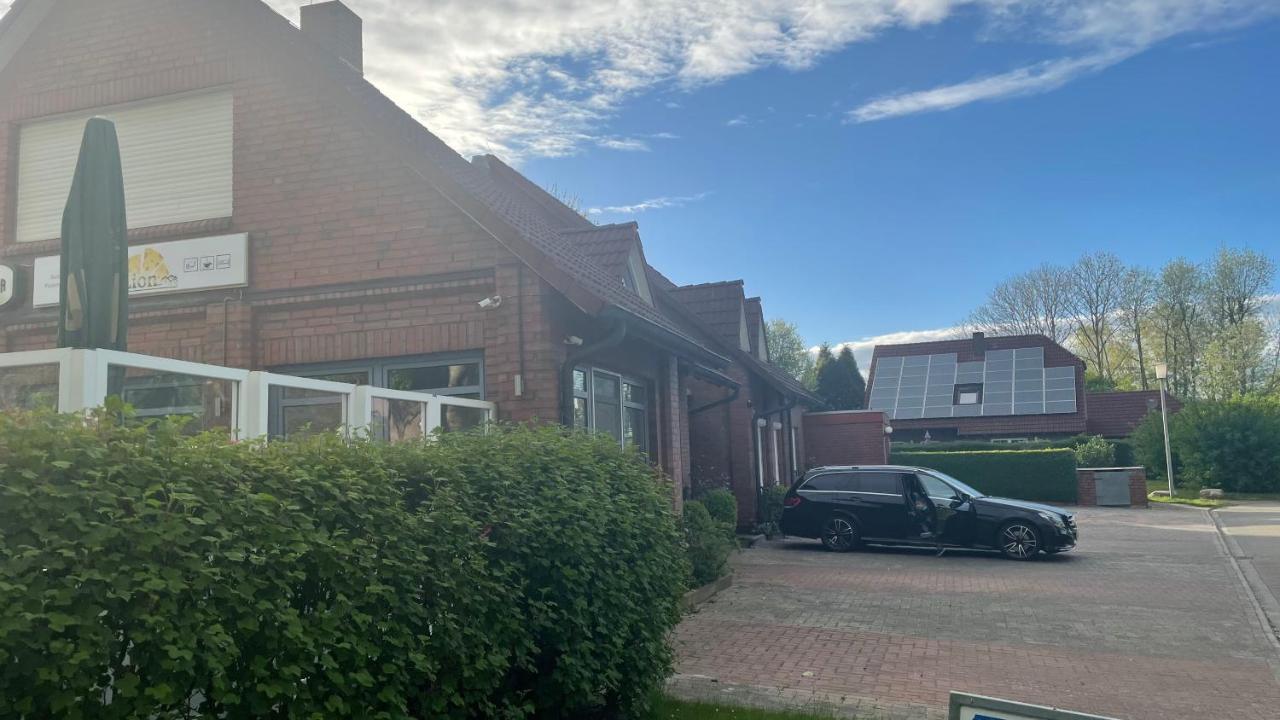 Pension Restaurant Pizzeria Lion Krummhörn Eksteriør bilde